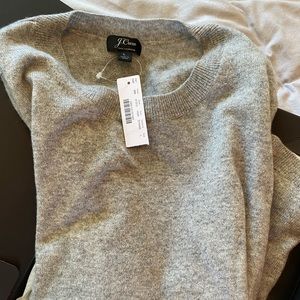 Brand new with tags Jcrew 100% cashmere sweater Large